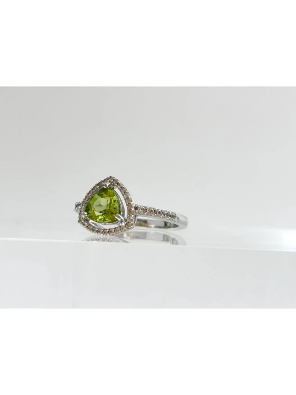 Trillion Cut Peridot Gemstone Halo CZ Sterling Silver 925 Vintage Ring - sz 8